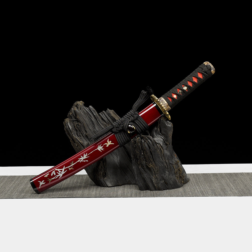 Traditional Damascus Steel Tanto-Japanese Short Sword with Brass Tsuba