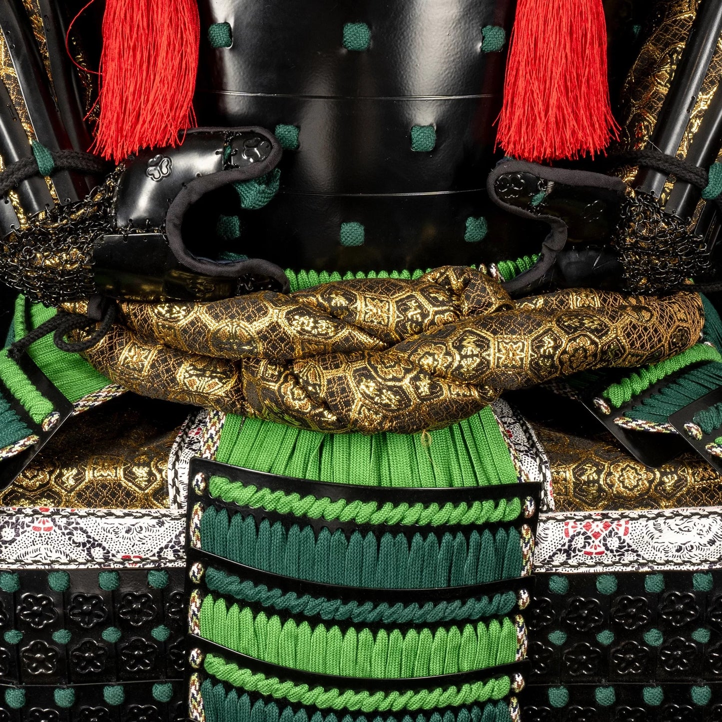 Traditional Handmade High Quality Japanese Samurai Armor - Real Size Oda Clan Kachi Black and Green Armor