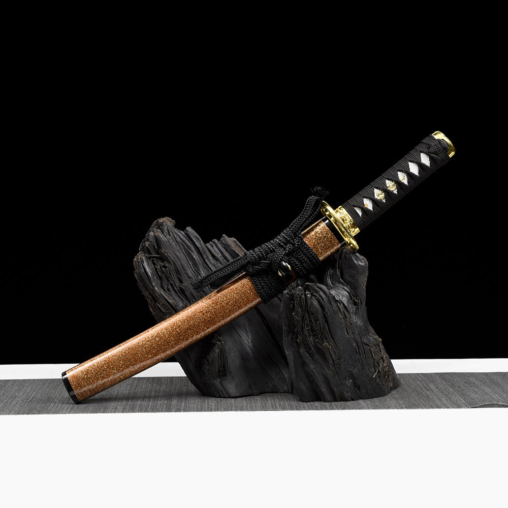 Handmade T10 Steel Japanese Sword-Tanto with Golden Tsuba